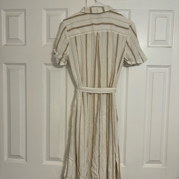 L’Acadamie Stripe Button Down Dress - Picture 2 of 6